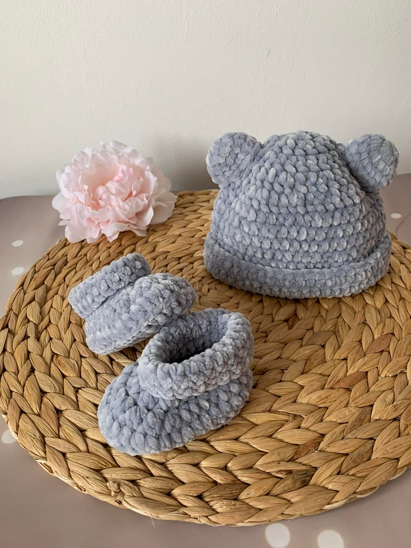 Ensemble bonnet & chaussons bébé Les mailles calines