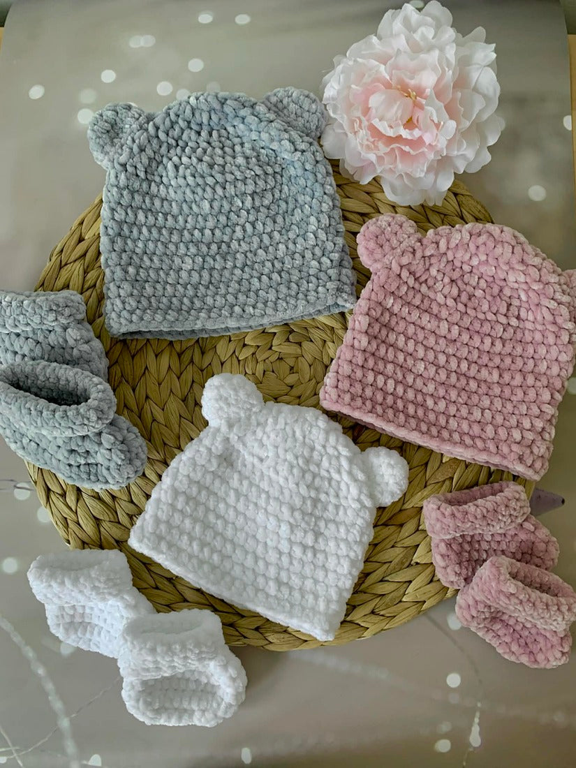 Ensemble bonnet & chaussons bébé Les mailles calines