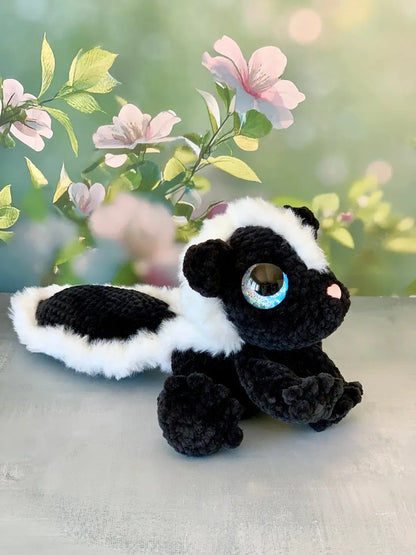 Peluche putois (Skiddles) Les mailles calines