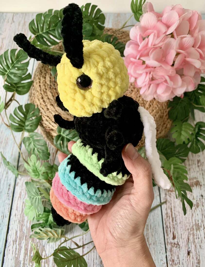 Guêpe - Willow Les mailles calines