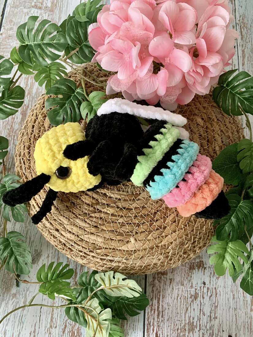 Guêpe - Willow Les mailles calines