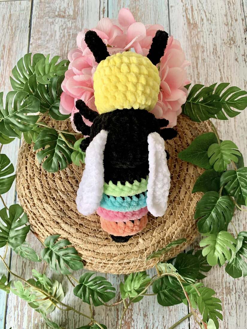 Guêpe - Willow Les mailles calines