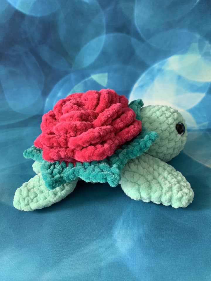 Tortue rose Les mailles calines