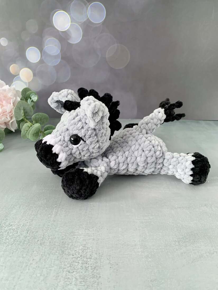 Peluche âne en crochet - les Mailles Calines 