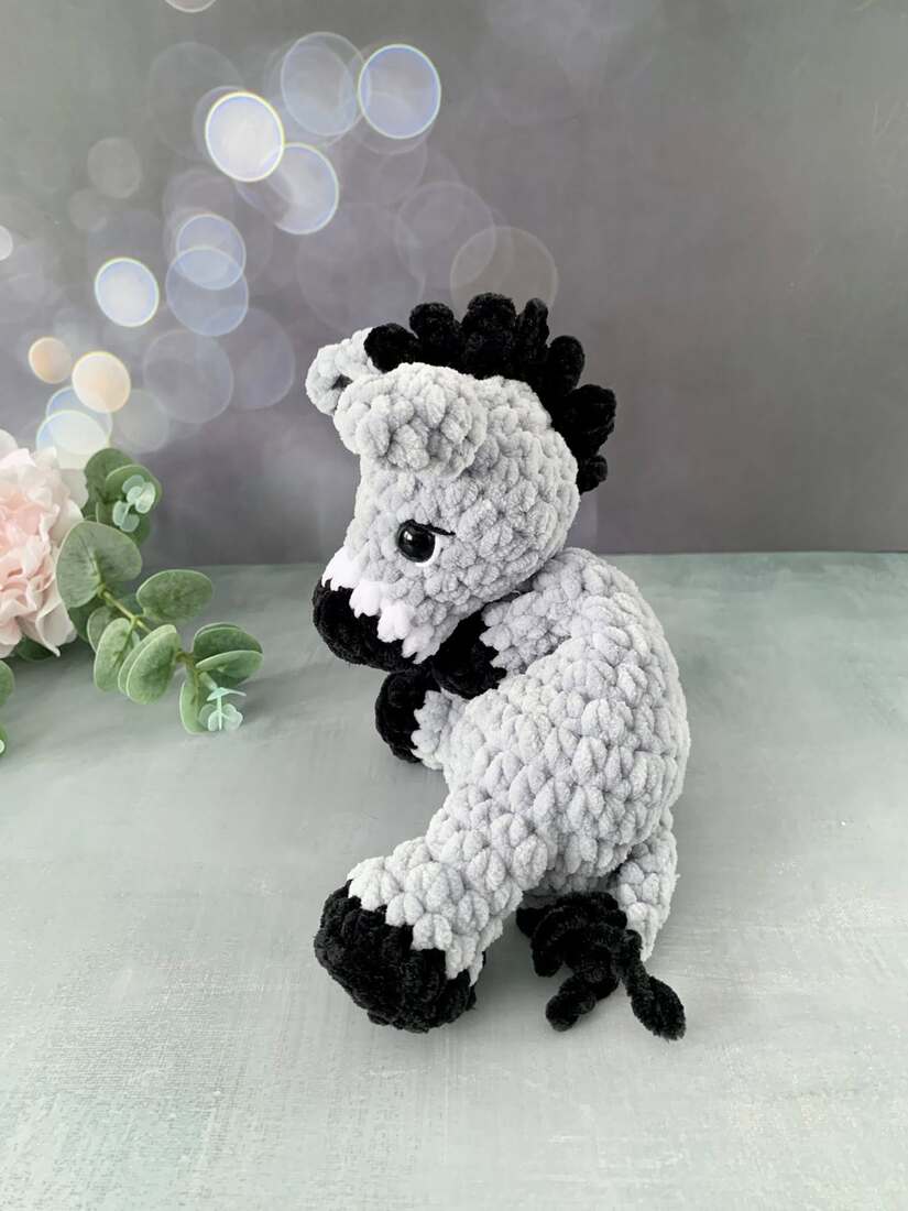Peluche âne en crochet - les Mailles Calines 
