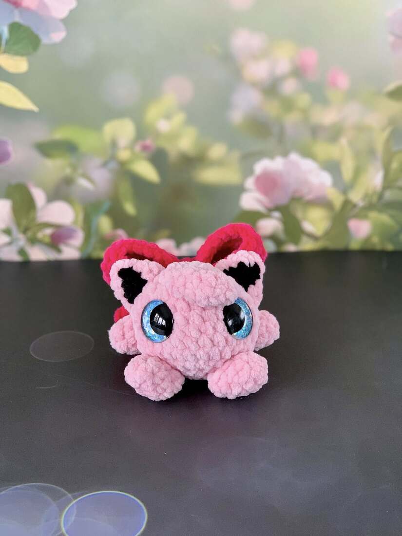 Peluche Pokémon Rondoudou avec noeud en crochet sur les Mailles Calines 