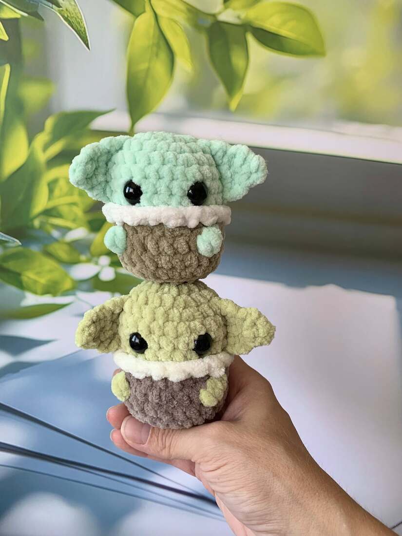Porte-clés bébé yoda (Grogu) Les mailles calines